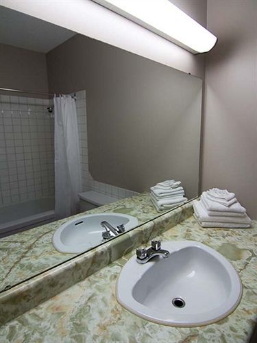 Motel Princesse Сагеней Экстерьер фото